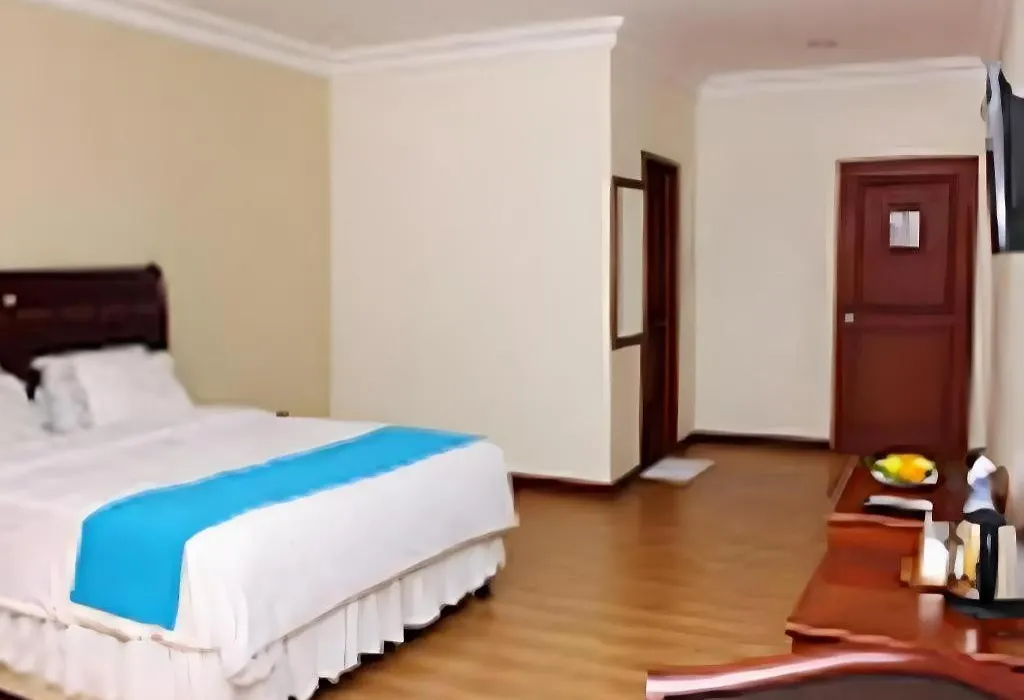 Bumi Ciherang Hotel-1